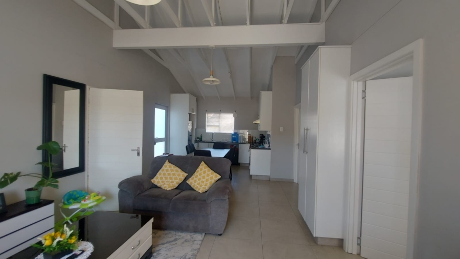 2 Bedroom Property for Sale in Nahoon Valley Park Eastern Cape